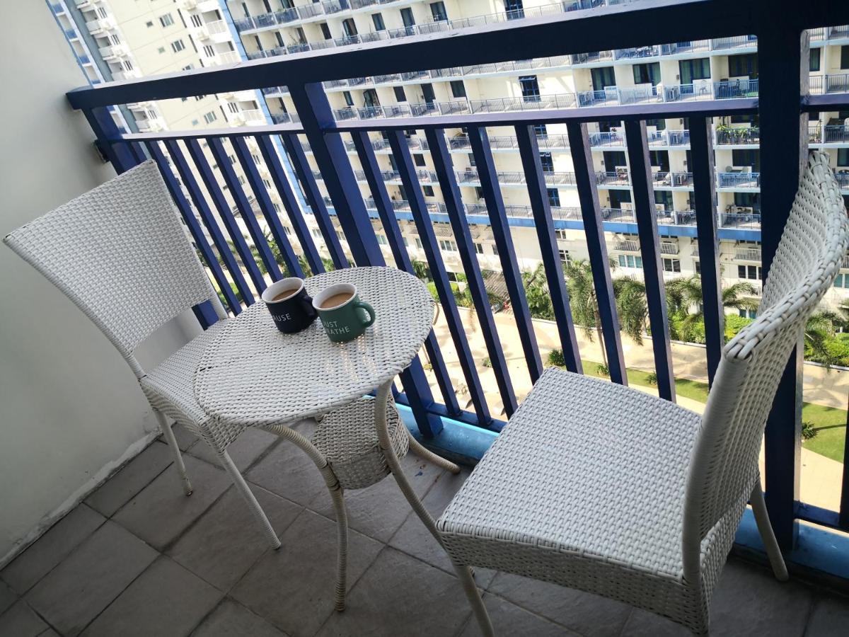 Bliss Staycation At Sea Residences By John Манила Экстерьер фото