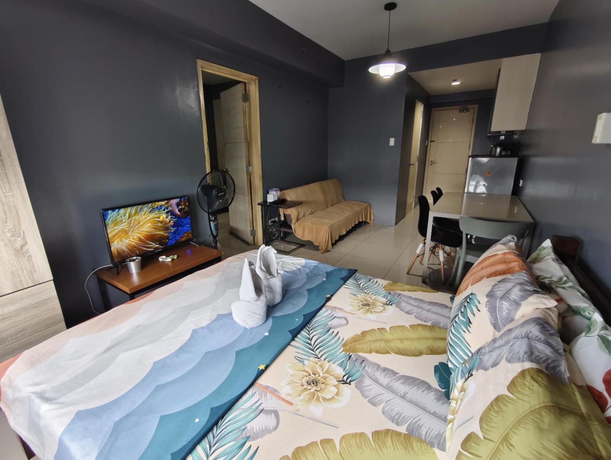 Bliss Staycation At Sea Residences By John Манила Экстерьер фото
